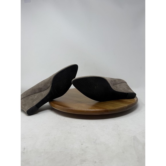Stuart Weitzman Wedge Shoes Womens Size 7.5 M Taupe Suede Pointed Toe Pumps 4901 - Picture 8 of 10